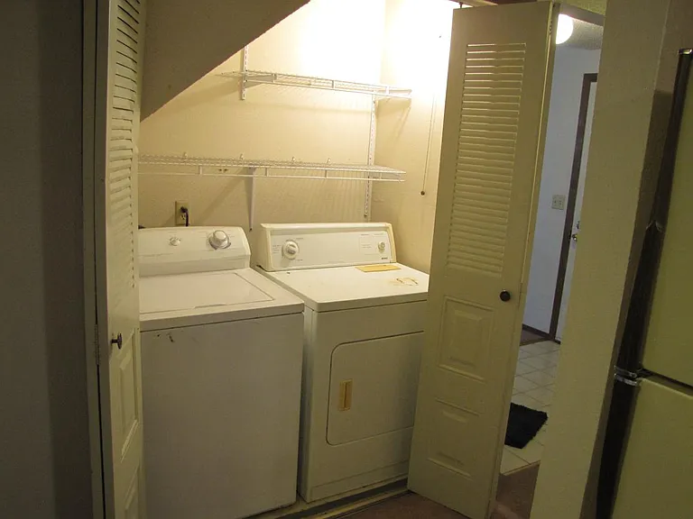 8904 Everett St — Photo 23