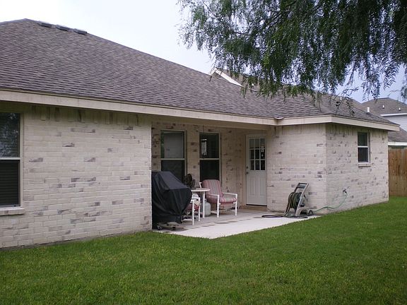 2nd image of 2222 E Gartuck Cir