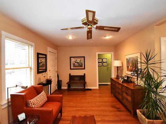 5th image of 220 Boardman Ave
