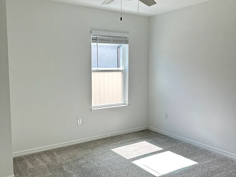 20665 Drake Elm Dr — Photo 5
