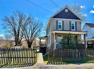 12 Market St, Fredericktown, PA