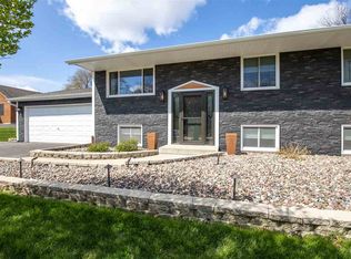 12270 Squirrel Tree Ln, Belvidere, IL 61008