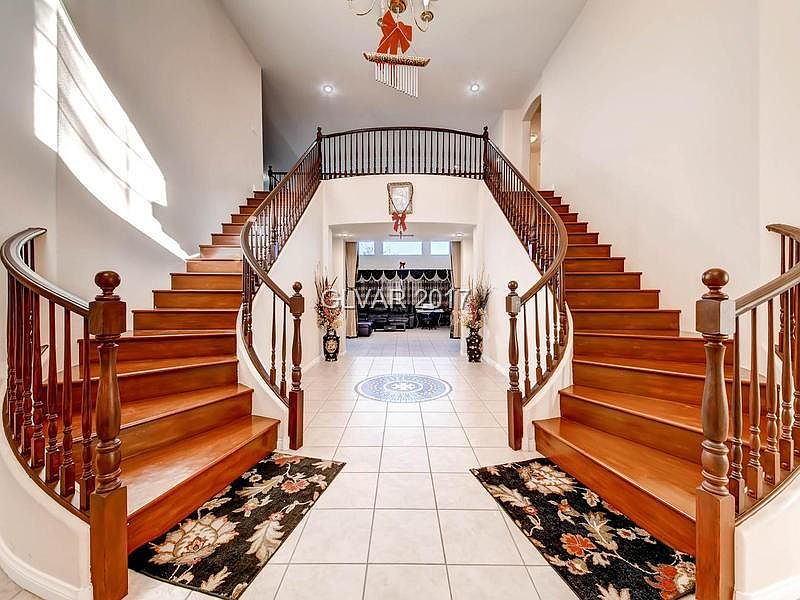 1st image of 10234 Valaspen St
