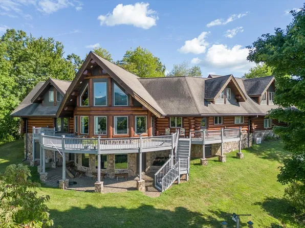 1985 Daylily Dr, Marble, NC 28905