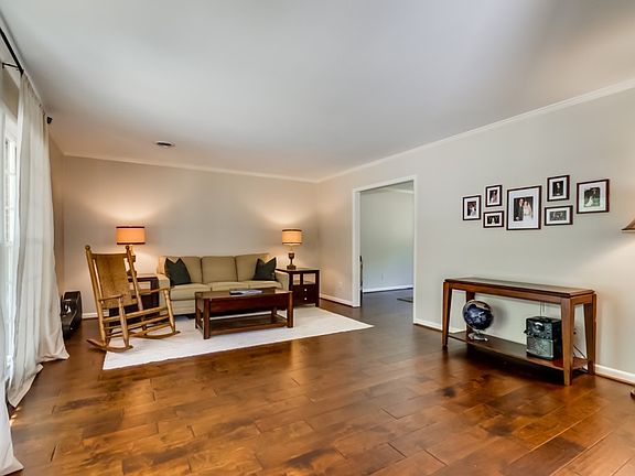 4th image of 2639 Woodland Hills Dr