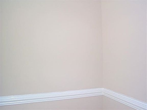 3rd image of 2217 Waverly Woods Dr