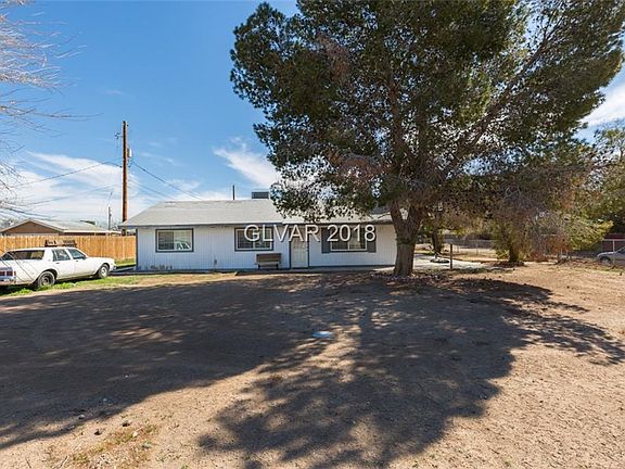2nd image of 2147 N Christy Ln