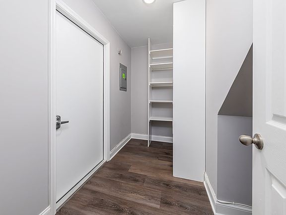 2nd image of 848 Saint Regis Ct