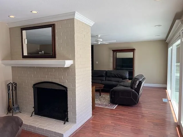 553 Bonita Ave — Photo 9