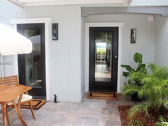 5th image of 2 William Hilton Parkway #305