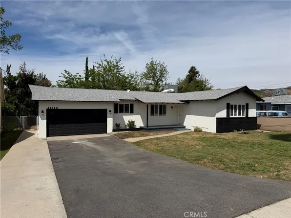 11970 2nd St, Yucaipa, CA 92399