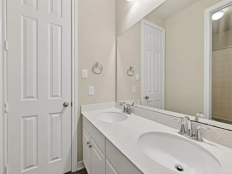 4018 Martin Ridge Dr — Photo 35