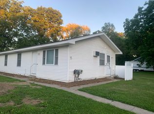 604 Teman St #A, Saint Louis, MI 48880