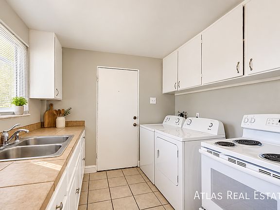 5th image of 1383 Lansing St