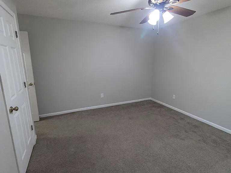 5567-5569 E Pinehurst Ln — Photo 35
