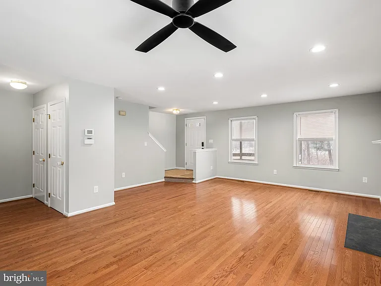 547 Pickering Station Dr — Photo 16