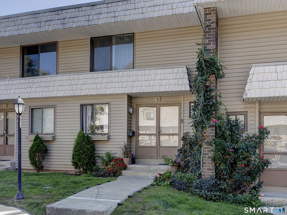 1st image of 3 Redwood Court #3