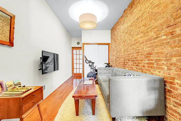 Rented by Weichert Properties - NYC | media 11