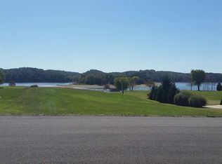 4045 Paradise Dr, Mooresburg, TN 37811