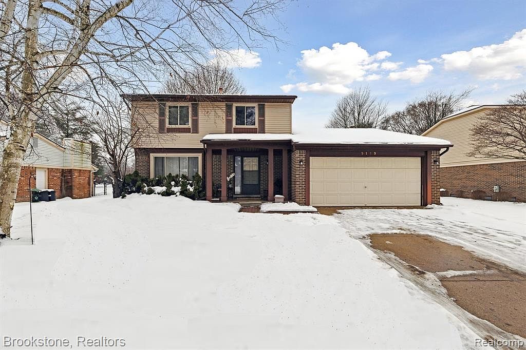 5189 Old Cove Rd Clarkston MI 48346 Zillow