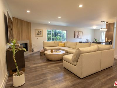 14600 Dickens St Unit 202, Sherman Oaks, CA, 91403
