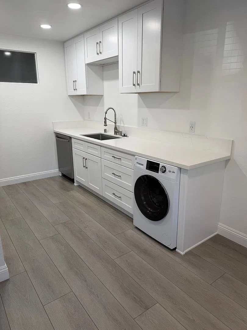 Westpark Apartments — Photo 4