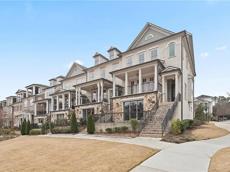 1135 Cordia Ave NW — Photo 4