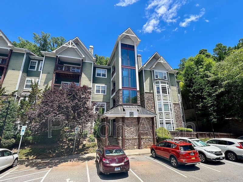 1st image of 2000 Olde Eastwood Village Blvd #106