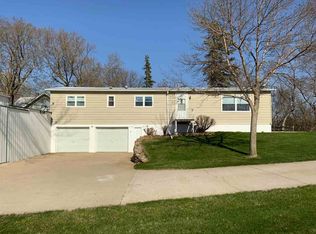 1400 Van Osdel Ter, Mission Hill, SD 57046