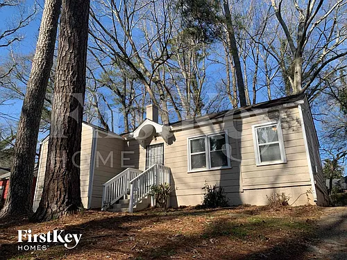 1731 N Olympian Way SW Photo 1
