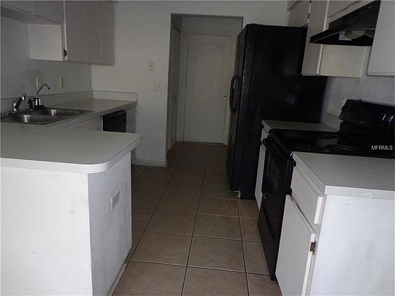 2nd image of 668 Lakemont Dr