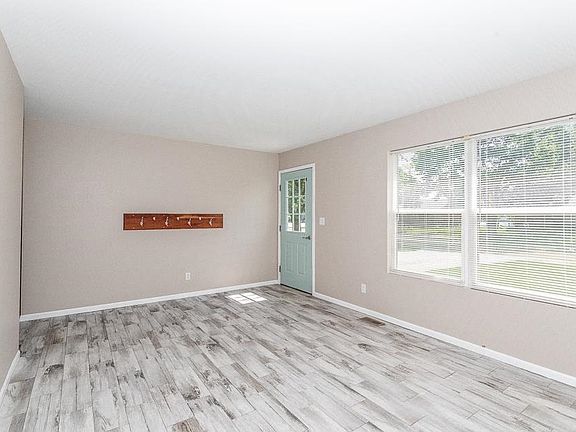 4th image of 106 Kathy Ln