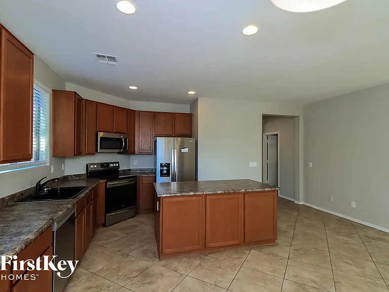 4027 W Valley View Dr — Photo 7