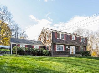 174 Pimpewaug Rd, Wilton, CT 06897