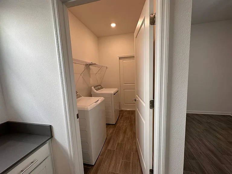 6417 Sprucepine Ln — Photo 10