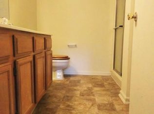 101 Stone Hurst Ct #101, New Castle, DE 19720