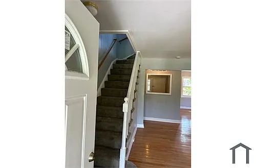 2 S Mount Olivet Ln Photo 1