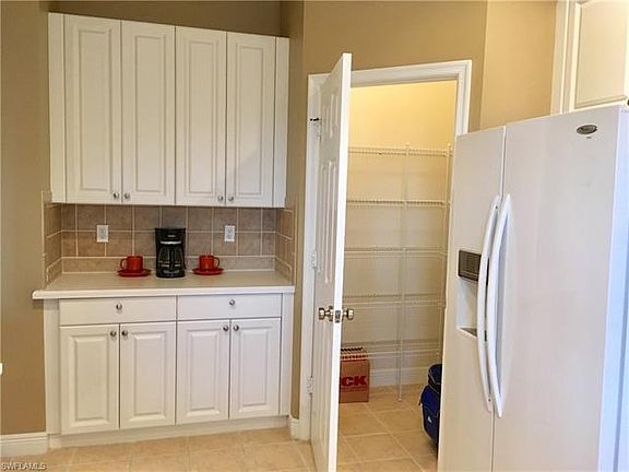 5th image of 14001 W Hyde Park Dr