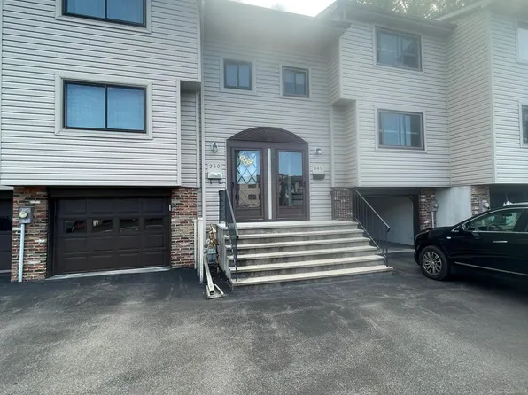 349 Cameco Cir #349, Liverpool, NY 13090