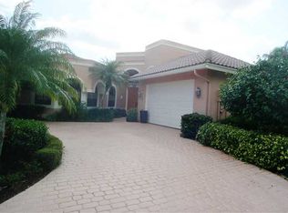 7622 La Corniche Cir, Boca Raton, FL 33433