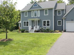 1 Deer Haven Dr, Haydenville, MA 01039