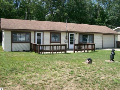 9122 Manistee Rd, Saint Helen, MI, 48656
