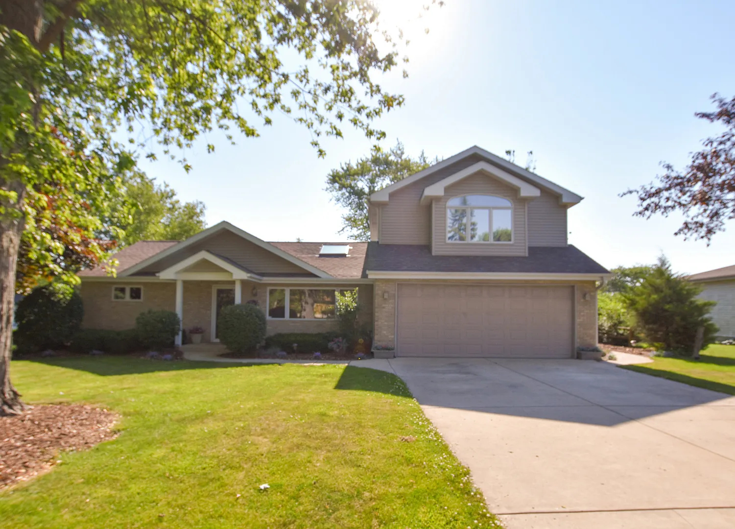 2N511 Pearl Ave photo 1