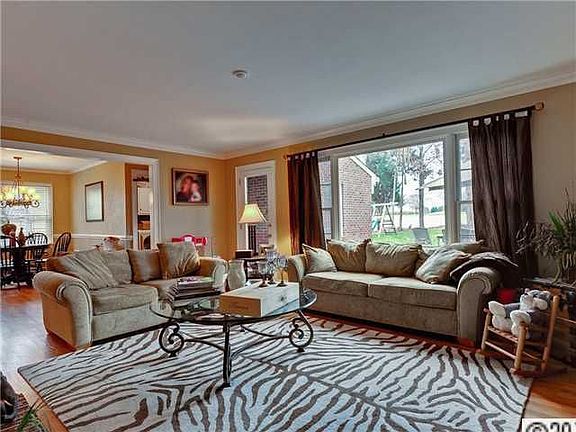 5th image of 5525 McPherson Dr