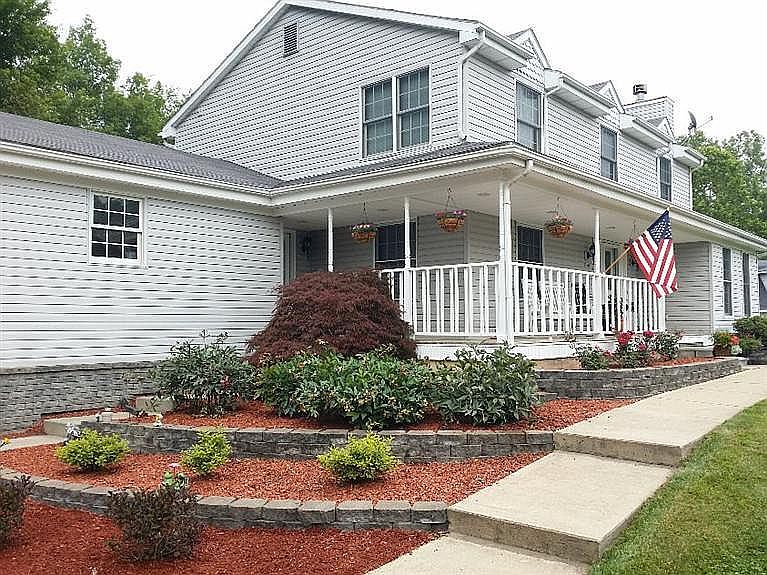 1st image of 49102 Sherwood Ct #4