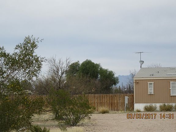 3rd image of 1639 E Breeze Ln