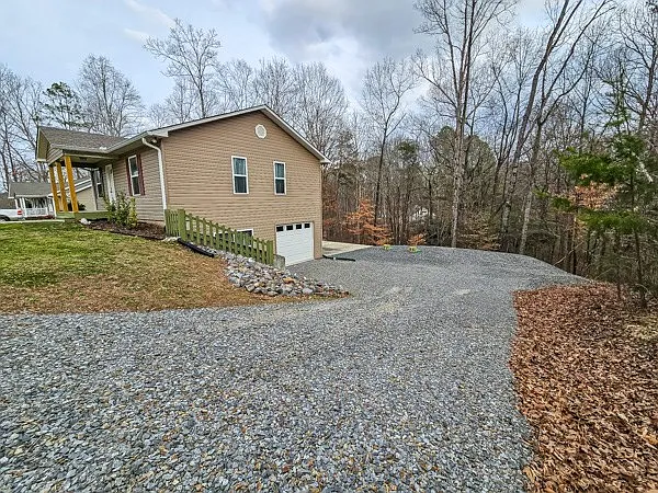 173 Warlick Dr — Photo 6