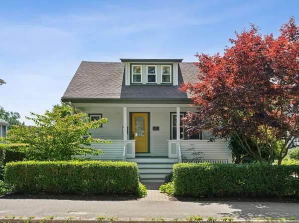 582 Sawyer Street, South Portland, ME 04106