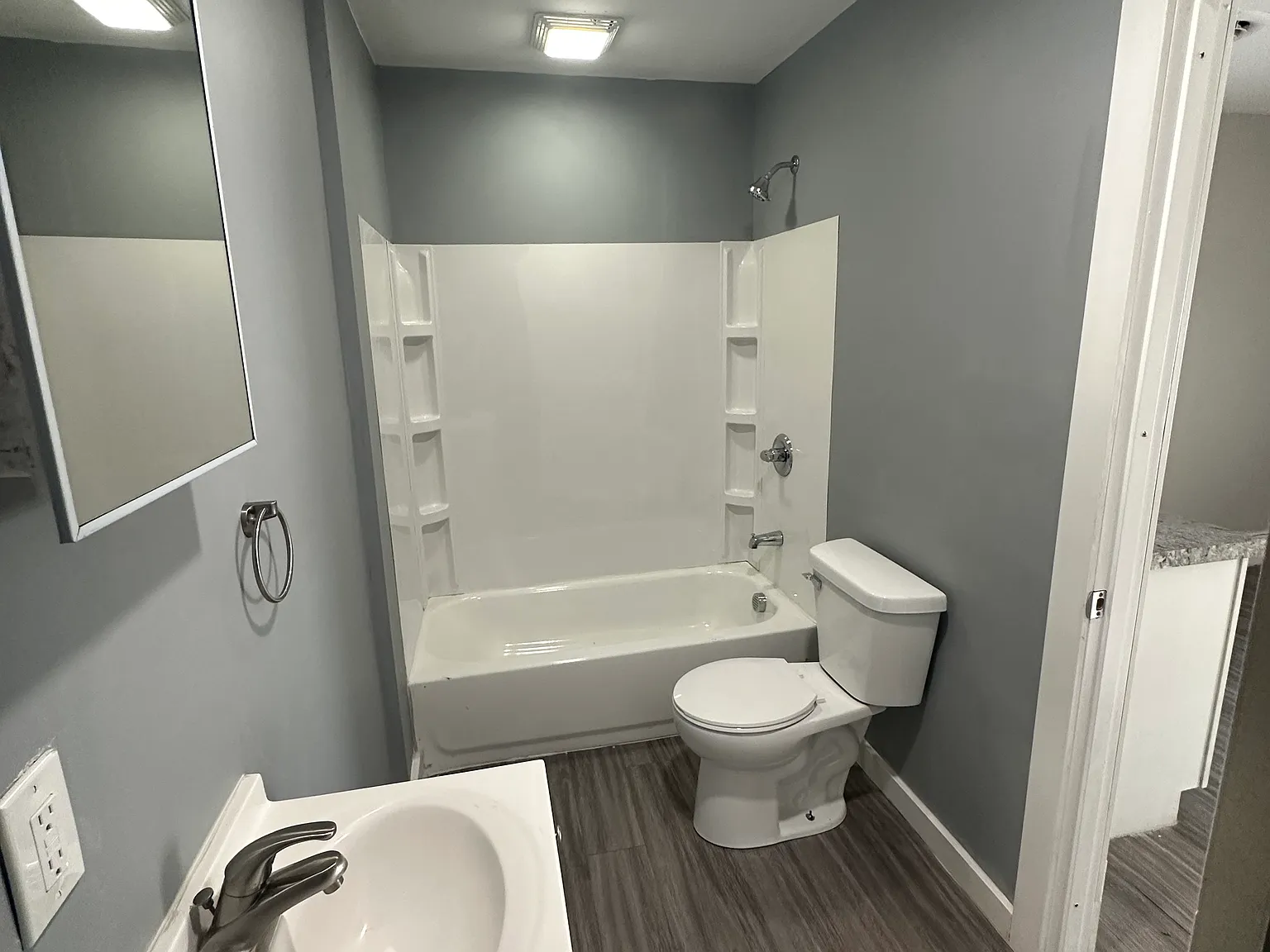 1 bed, 667 sqft, $900 — Photo 4