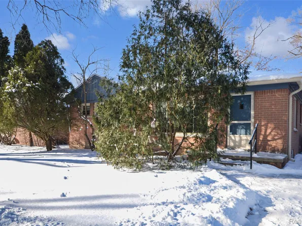 21611 Sussex Ave, Oak Park, MI 48237